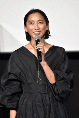 　舞台あいさつを行った杏＝東京・ＴＯＨＯシネマズ日比谷（撮影・佐藤厚）