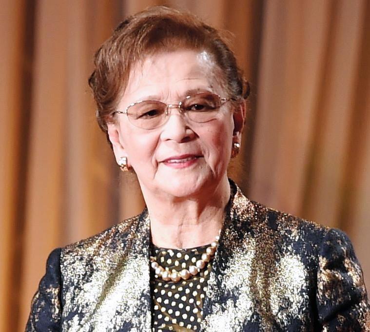 石原まき子