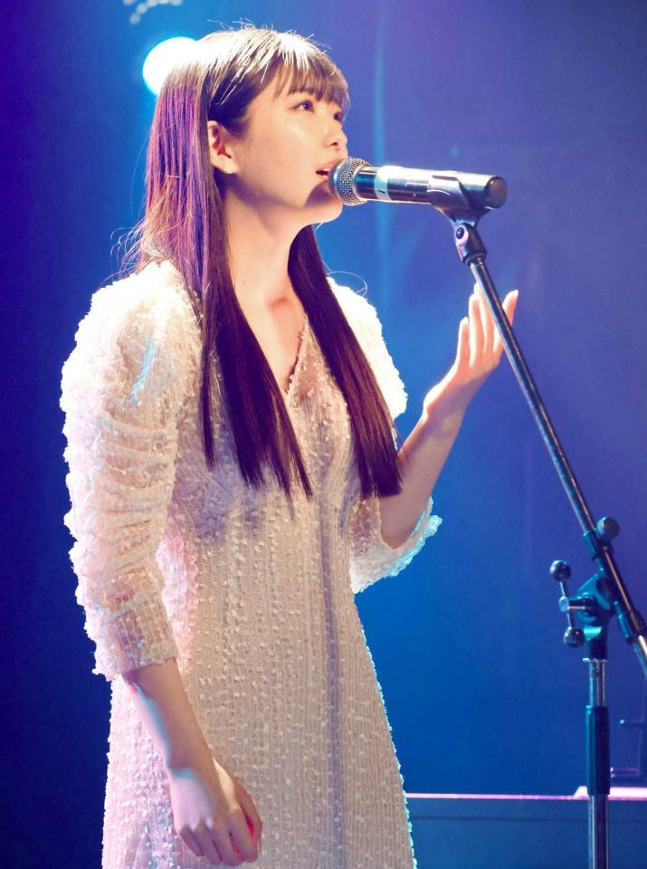 　デビューライブを行った花耶