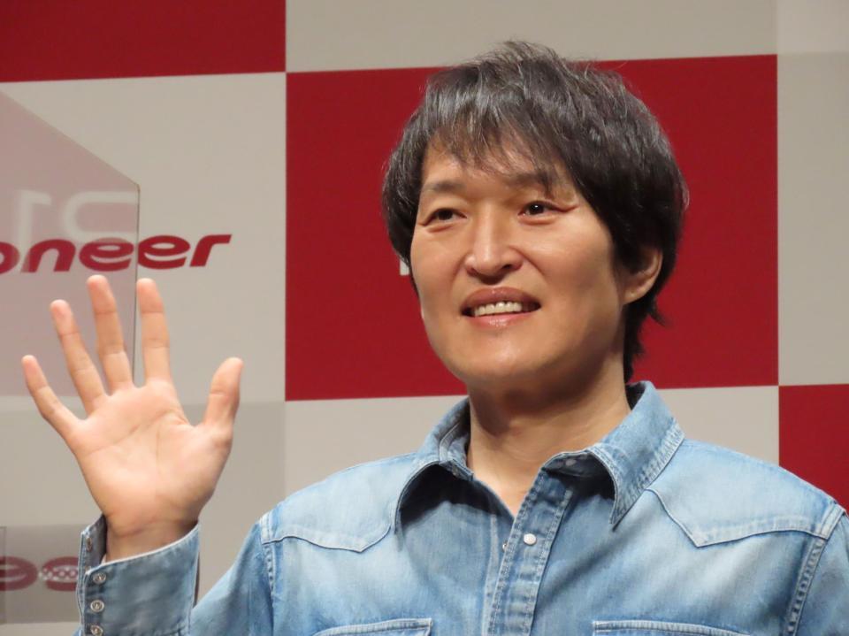 　「パイオニア新事業・新商品発表会」に出席した千原ジュニア