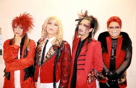 　ＣＤデビューを果たす「美炎－ＢＩＥＮ－」（ｃ）ＹＯＳＨＩＭＯＴＯＭＵＳＩＣＣＯ．，ＬＴＤ．