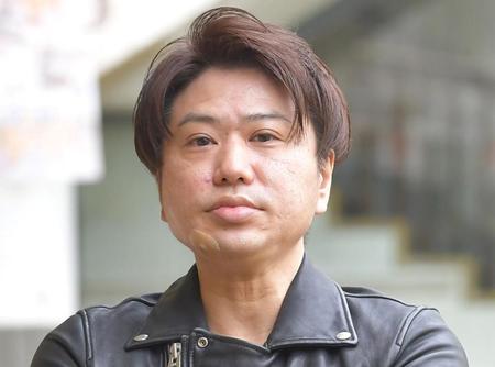 　２丁拳銃・川谷修士