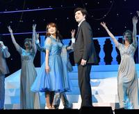 ミュージカル「カーテンズ」で熱演する城田優（左）と櫻坂４６・菅井友香＝東京国際フォーラム（撮影・伊藤笙子）