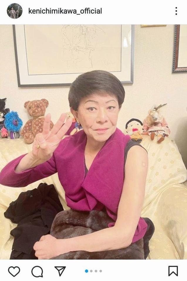 　美川憲一のインスタグラム＠ｋｅｎｉｃｈｉｍｉｋａｗａ＿ｏｆｆｉｃｉａｌより