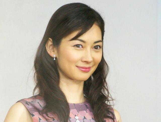 伊東美咲 ほぼすっぴん マスクでも 絶世の美女 大きな瞳と小顔に 目の保養できた 芸能 デイリースポーツ Online