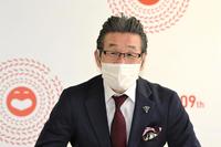 　「第１回・吉本新喜劇ＧＭ月例会見」を開いた間寛平ＧＭ　