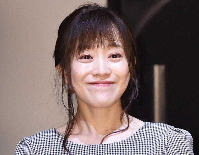 野村彩也子アナ 江藤愛アナとツヤツヤ美肌の２ショット 美人姉妹 ２人とも可愛い 芸能 デイリースポーツ Online