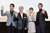 　（左から）ジャッキー・ウー監督、林与一、岩瀬あんな、花田優一（撮影・佐藤厚）