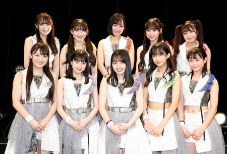 　「ＯＣＨＡ　ＮＯＲＭＡ」の（上段左から）斉藤円香、広本瑠璃、石栗奏美、米村姫良々、窪田七海（下段左から）中山夏月姫、田代すみれ、西崎美空、北原もも、筒井澪心