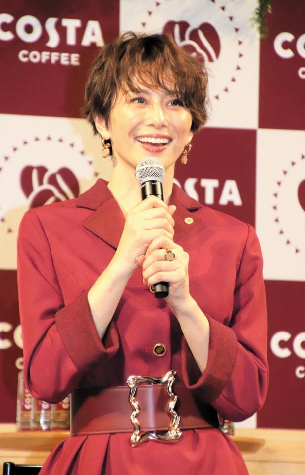 　こだわりをテーマにトークした米倉涼子＝東京・汐留