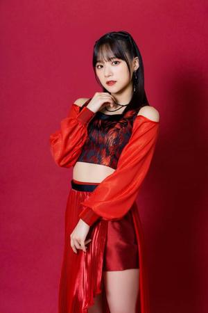 　卒業を発表した稲場愛香