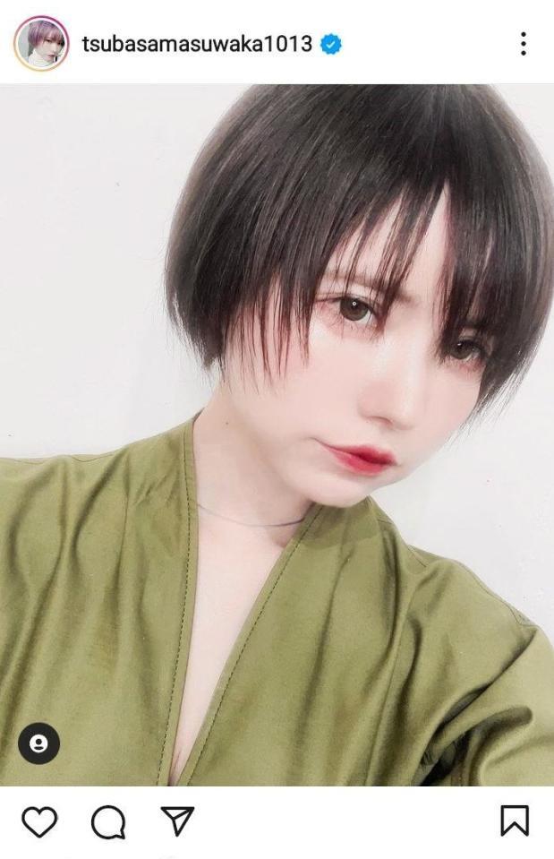 益若つばさ 人生初の 暗髪ショート で登場 ファン 最強です 更に知的に 芸能 デイリースポーツ Online