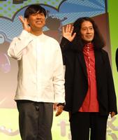 「有楽町でも沖縄国際映画祭！イベント」に出席したゴリ（左）と又吉直樹＝都内