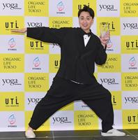 　２度目のベストオブヨギ受賞となった児嶋一哉＝３３３１　Ａｒｔｓ　Ｃｈｉｙｏｄａ（撮影・三好信也）