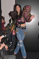 チョウのような衣装で登場した森泉＝東京・ＺｅｒｏＢａｓｅ渋谷（撮影・出月俊成）