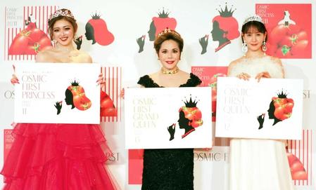 　（左から）古川優奈、デヴィ夫人、トリンドル玲奈