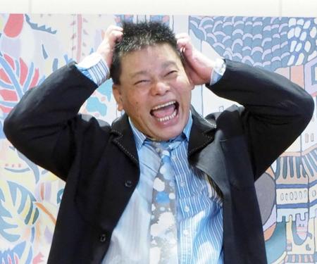 　取材に応じたジミー大西