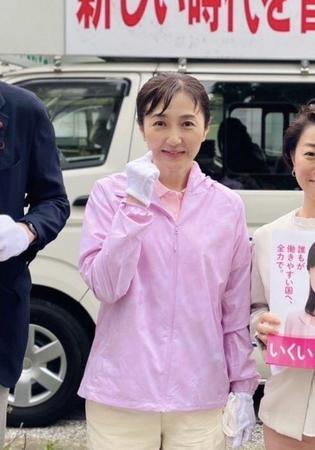 　今夏の参院選に向け初の街頭演説を行った生稲晃子氏