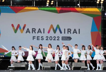 　コンサートで盛り上がるＮＭＢ４８