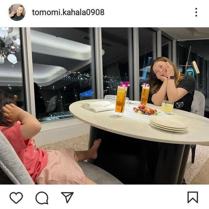 　華原朋美のインスタグラム＠ｔｏｍｏｍｉ．ｋａｈａｌａ０９０８より