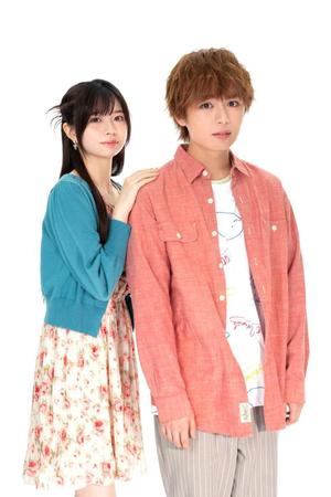 　非モテ男子を演じる、なにわ男子・大西流星（右）と超絶美女のレンタル彼女を演じる桜田ひより