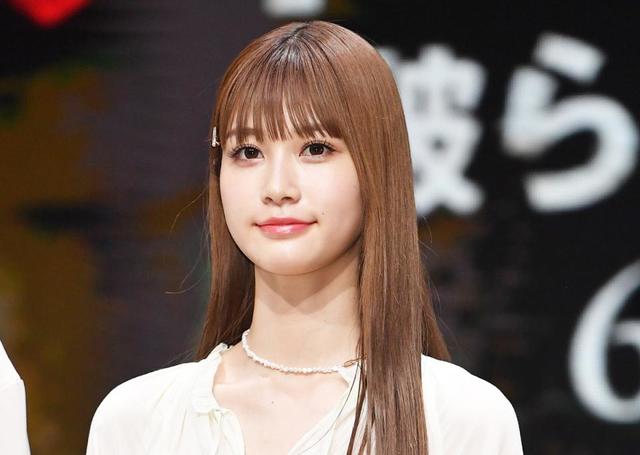 めるる どんだけ膝下真っ直ぐで美しい！「ちょー脚長っ！」「美脚すぎ