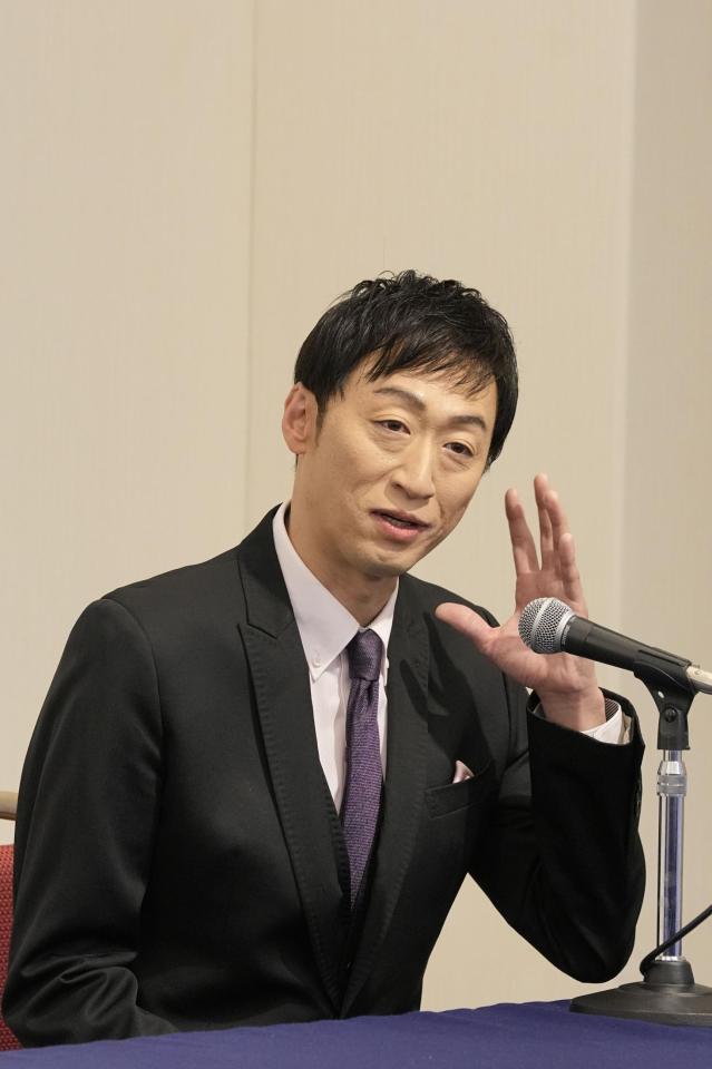 　「六月大歌舞伎」の第３部「ふるあめりかに袖はぬらさじ」の取材会を行った喜多村緑郎＝都内　