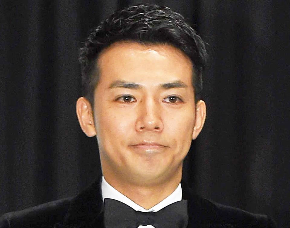 　ピース・綾部祐二