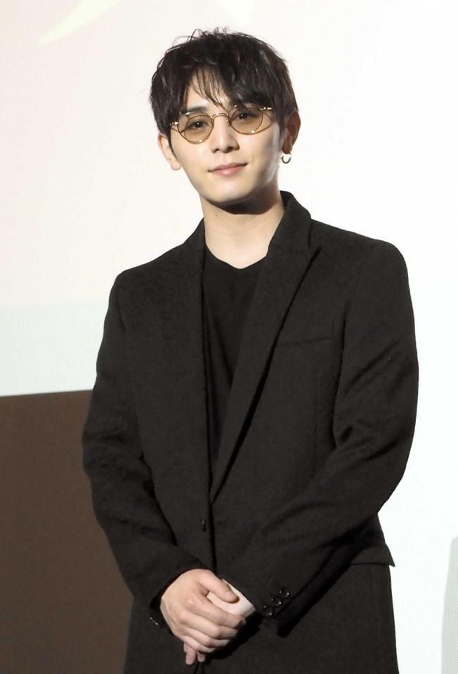 　舞台あいさつを行った山田涼介