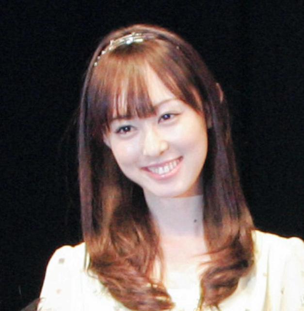 【写真】オシリーナ秋山莉奈３６歳　夫のボート選手とラブラブ「ママに見えない」