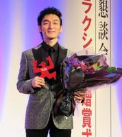 個人賞を受賞した草なぎ剛＝東京・渋谷