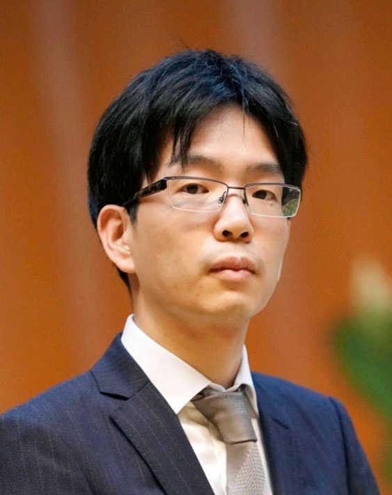 　豊島将之九段