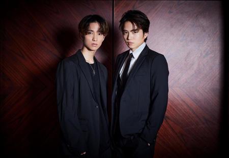 昨年に引き続き舞台「ＤＲＥＡＭ　ＢＯＹＳ」で主演を務める菊池風磨（右）と共演の田中樹