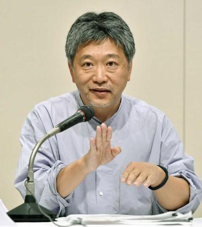 　外国特派員協会で会見した是枝裕和監督（撮影・西岡正）