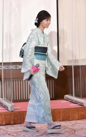 映画「恋は光」公開直前！大ヒット祈願イベントに登場した西野七瀬＝東京・富士見の東京大神宮（撮影・佐々木彰尚）