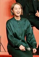 　出産後初の公の場となった清野菜名（撮影・高石航平）