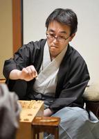 　永世７冠を達成した羽生善治棋聖＝２０１７年