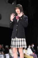 グランプリを受賞した織田ひまり＝東京・ベルエポック美容専門学校（撮影・金田祐二）