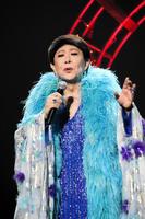 　１０カ月ぶりに単独公演を行った美川憲一＝東京・中野サンプラザ