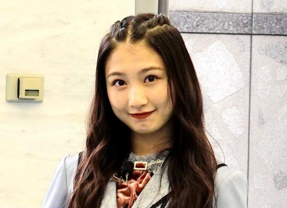NMB塩月希依音 初挑戦の生け花に迷いなし「サクサクできた」 巻き