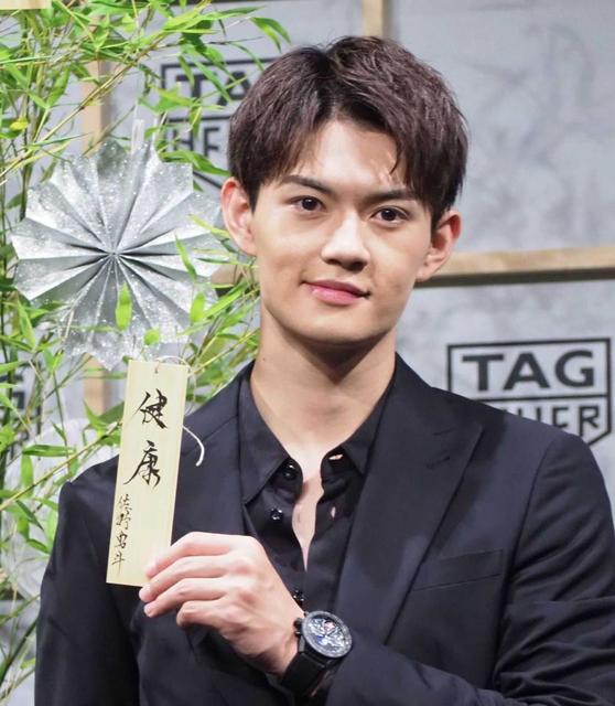 【写真】何と書道６段！佐野勇斗のあまりの達筆に会場どよめき