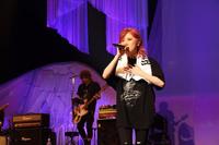 岡田奈々「どんどん作詞して」ソロデビューへの強い決意 歌一本で