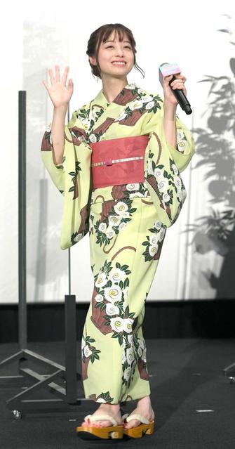 橋本環奈 浴衣姿「夏らしくてステキ」城田優は衝撃発言/芸能
