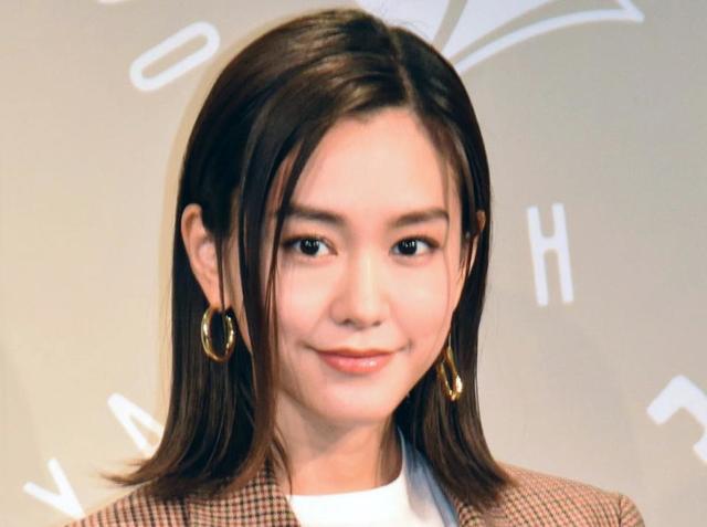 桐谷美玲「爆発」ヘアが反響　「菅田くんみたい」「ミステリと言う勿れ」の声も