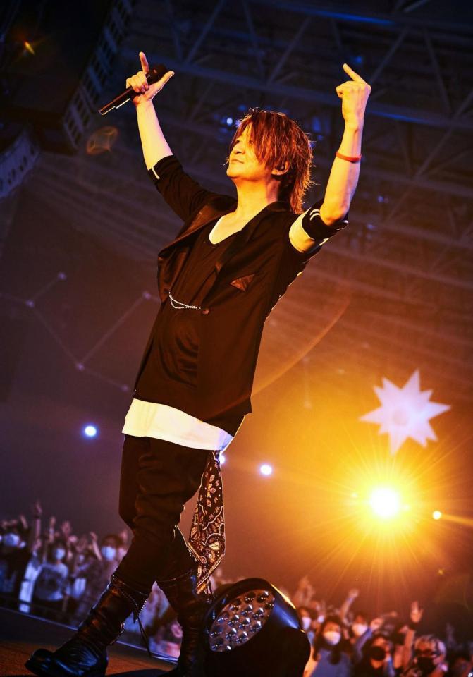 　ファイナル公演で躍動するＧＬＡＹのＴＥＲＵ