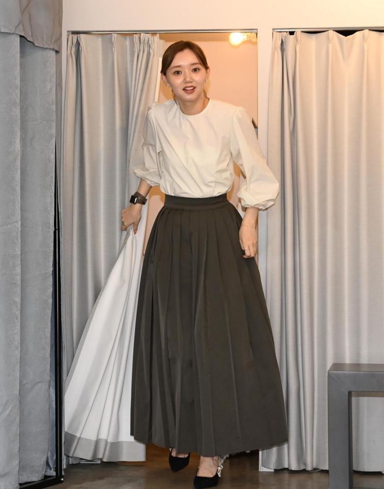 　取材会に登場した江野沢愛美（撮影・高石航平）