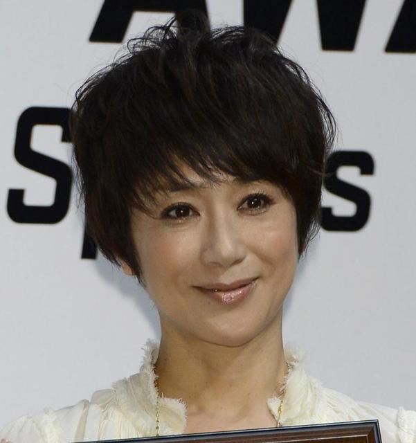 黒田知永子 髪の毛短くしました セリーヌｔ エルメスサンダル 唸るくらい好き おとな可愛いっ 芸能 デイリースポーツ Online