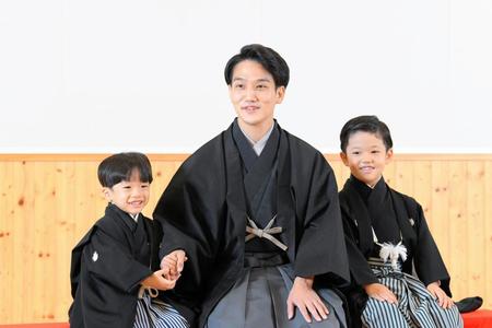 　取材会に応じた（左から）中村秀乃介、中村歌昇、中村種太郎