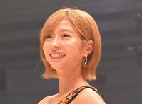 　ラウンドガールを務めた大貫彩香＝２１日