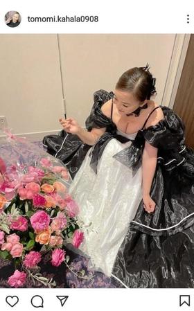 　華原朋美のインスタグラム＠ｔｏｍｏｍｉ．ｋａｈａｌａ０９０８より